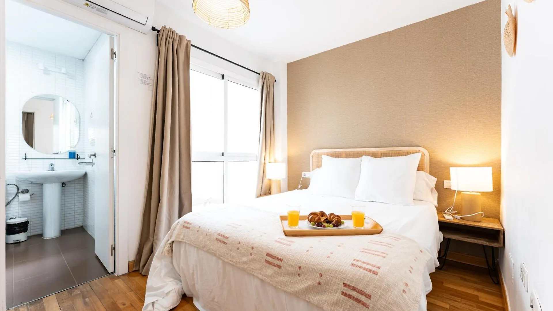 Carreteria 51, Historic Center Apartment Malaga Spain